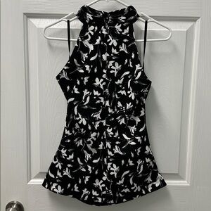 White House Black Market Monochrome Floral Top